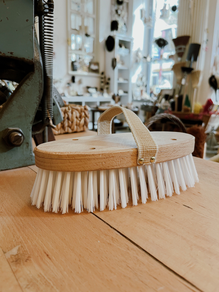 Vieh-Handbürste groß / Kunstborste